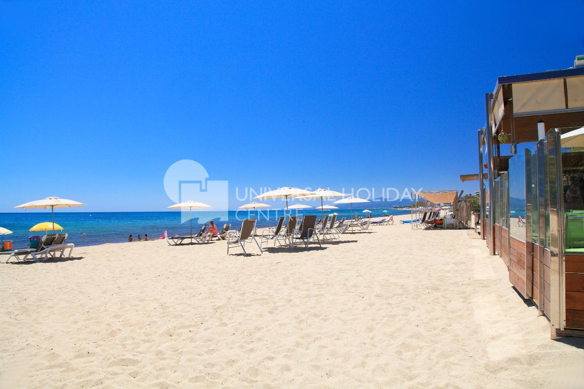 Uhc Els Pins Apartments Salou Exterior foto