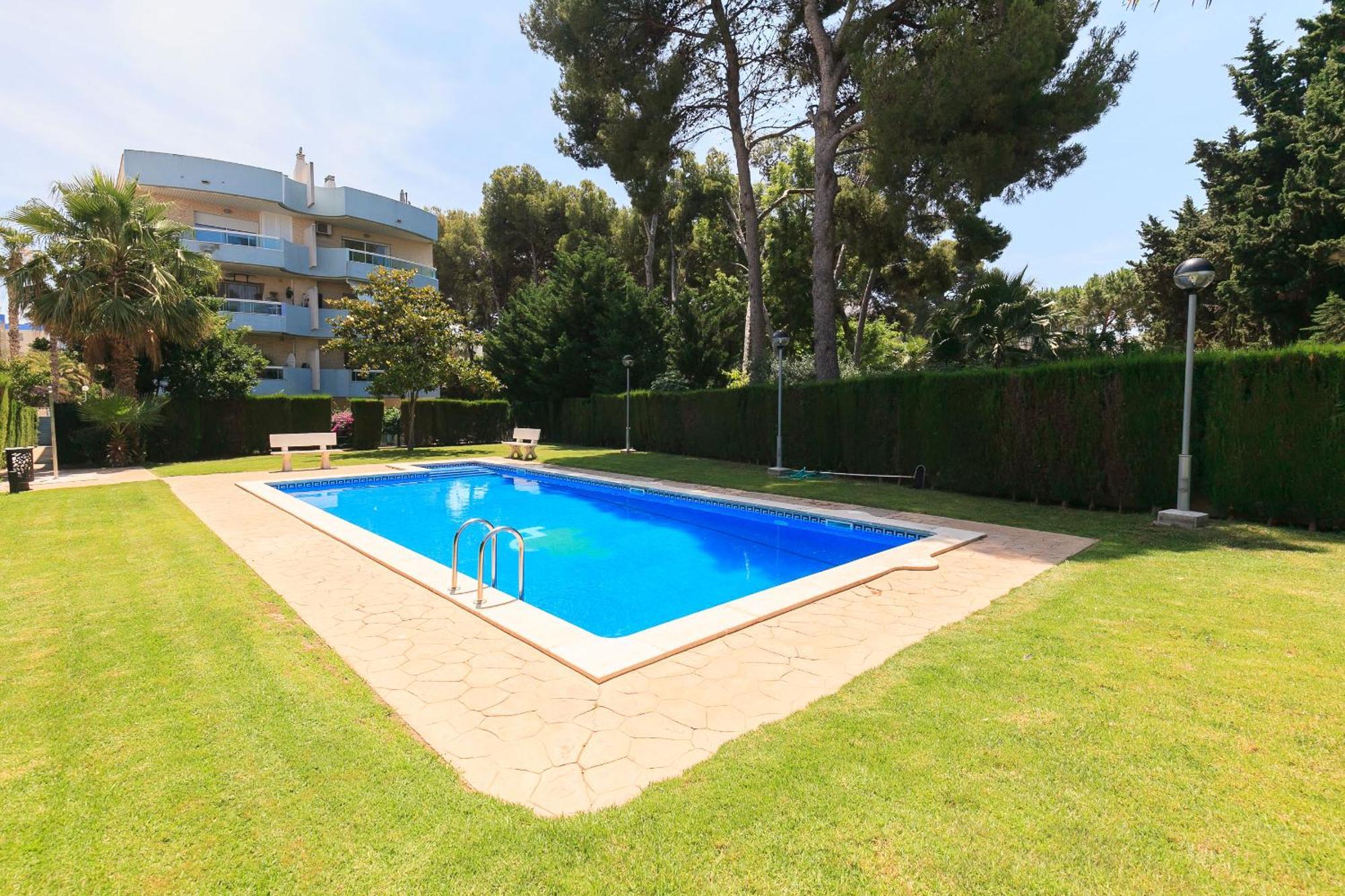 Uhc Els Pins Apartments Salou Exterior foto