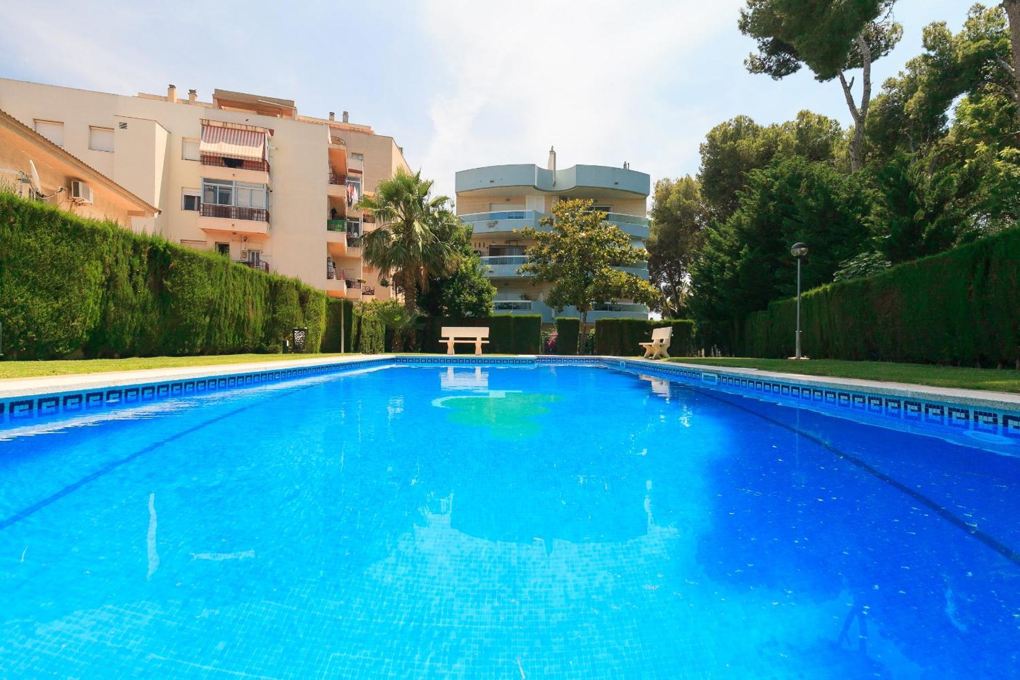 Uhc Els Pins Apartments Salou Exterior foto